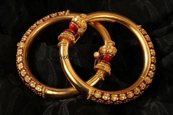 Bala gold bangles for bengali bride