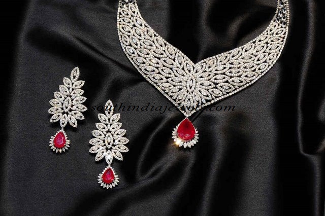 Diamond-necklace-set-Gehna-jewellers