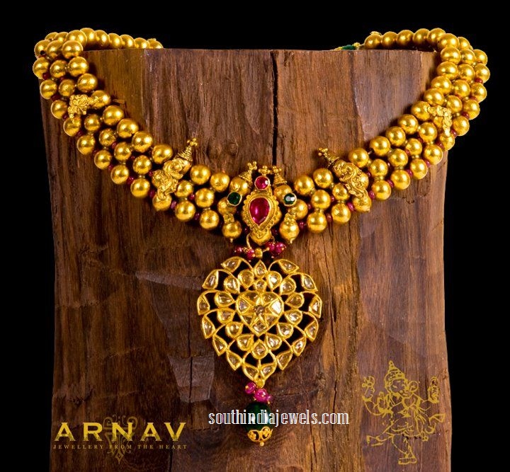 22K gold bead necklace from Arnav Jewellers