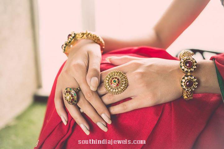 Antique Gold Rings and bangles from Manubhai Jewellers