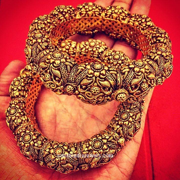 Gold Kada Bangle from Amrapali Jewels