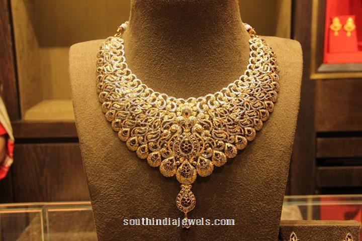 Gold Diamond Necklace from Manubhai Jewellers