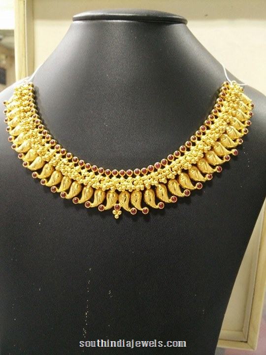 gold choker necklace from Sumangali Jewellers