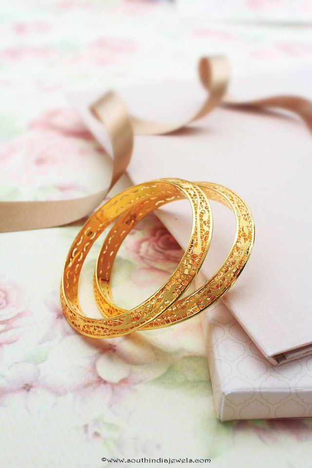 Latest model gold bangle from Manubhai Jewellers