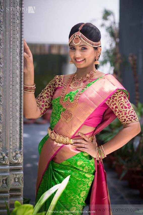 Indian bride in kemp jewellery