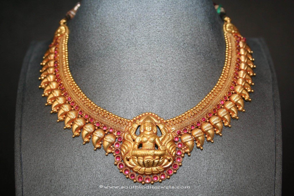 Gold Antique Lakshmi Choker From Prakurthi 