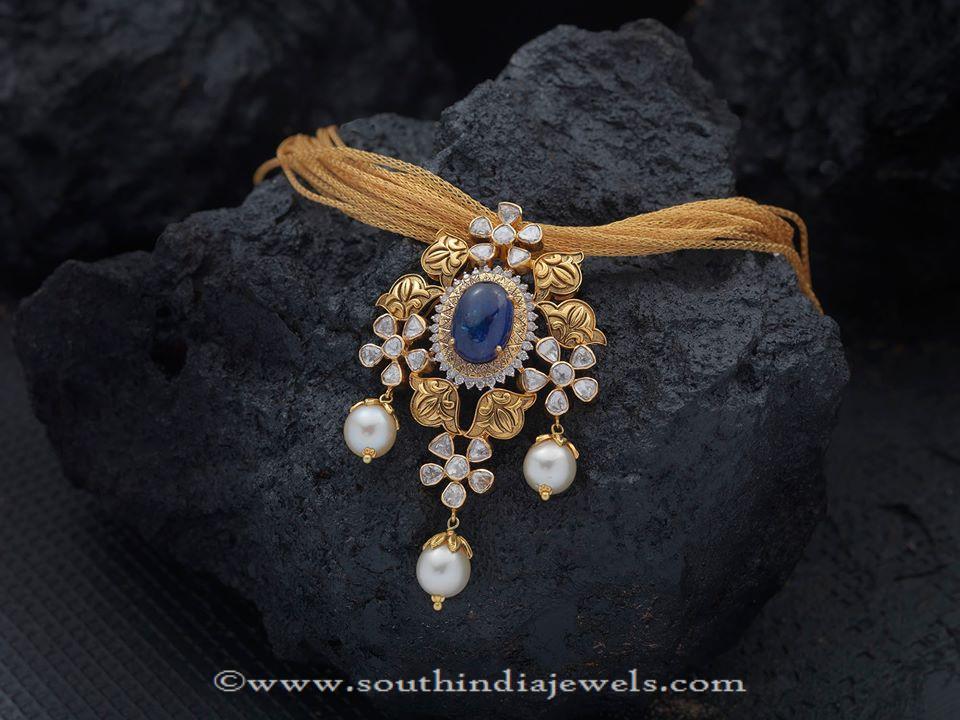 Gold Necklace with Sapphire Pendant 
