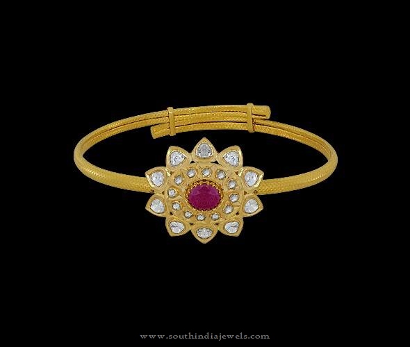Simple Gold Kundan Bracelet