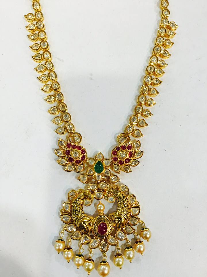 Traditional Gold Necklace Designs Catalogue