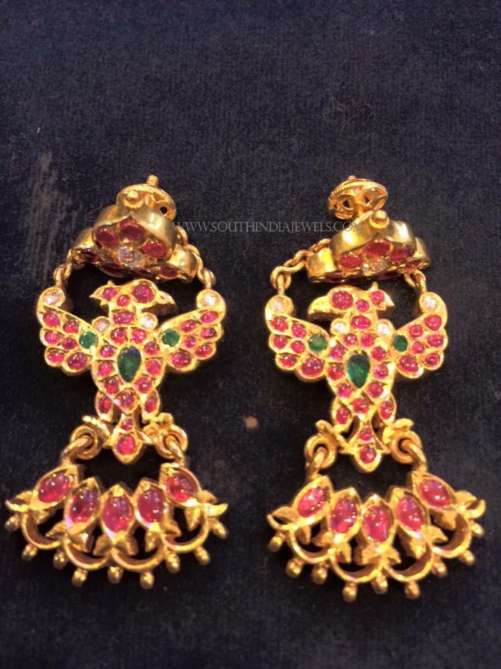 Antique Gold Earrings Design