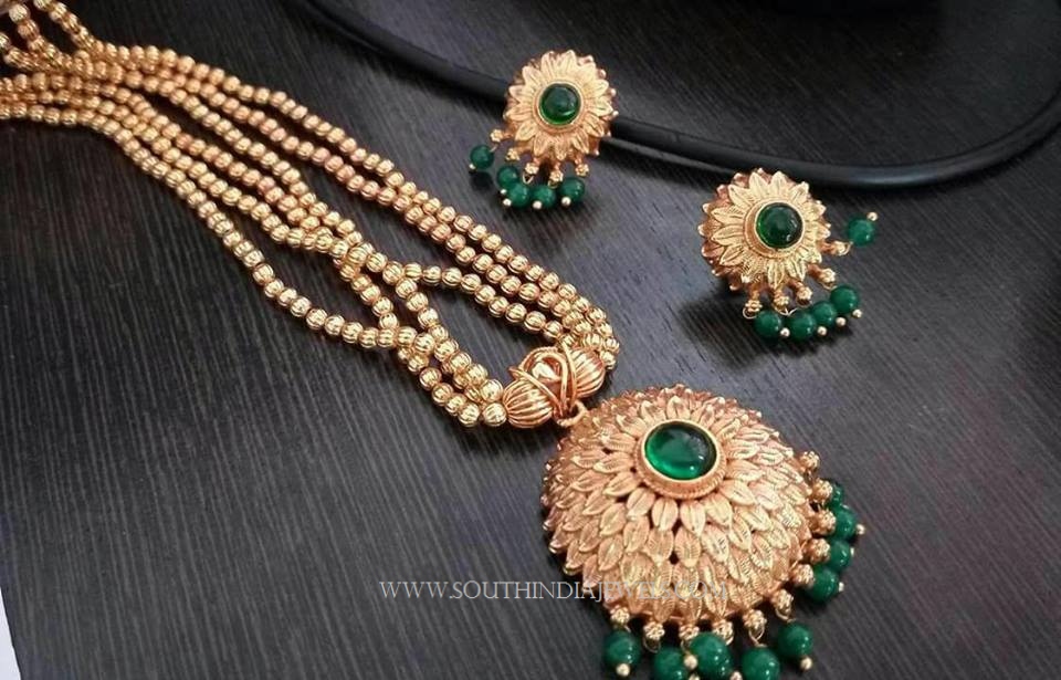 Green Necklace Set With Earrings