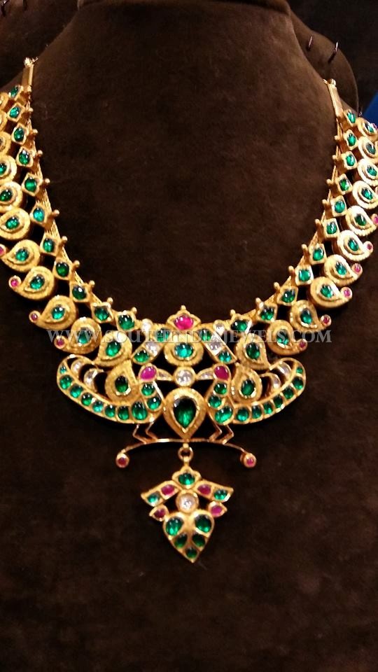 Gold Green Kemp Necklace Design