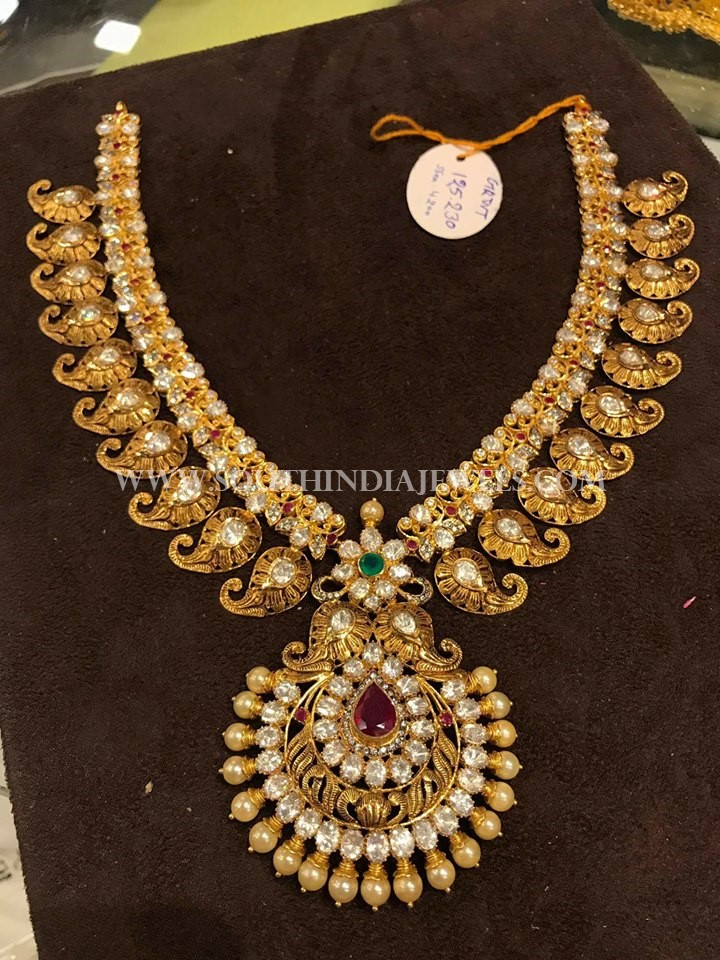 Latest Model Gold Antique Necklace 