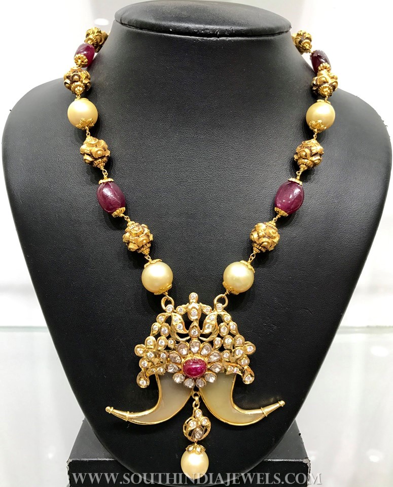 Traditional Gold Haram From Naj Jewellery