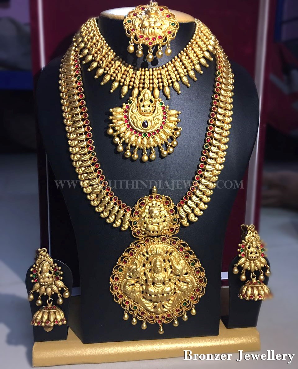 Temple Jewellery Available For Rent