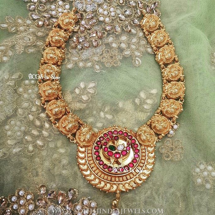 Gold plated silver nakshi necklace bcos its silver