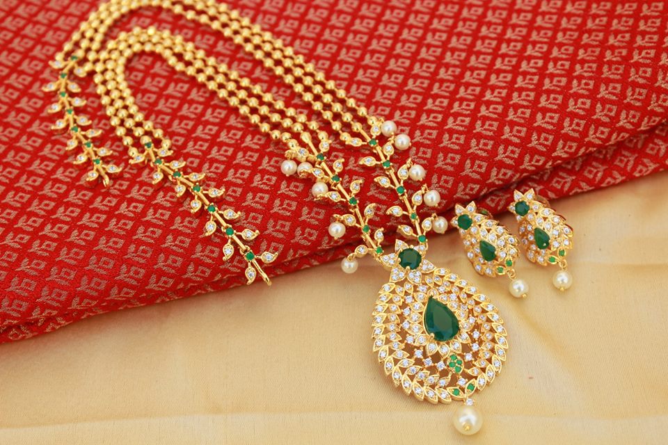 Stunning Necklace Set From Magha Store