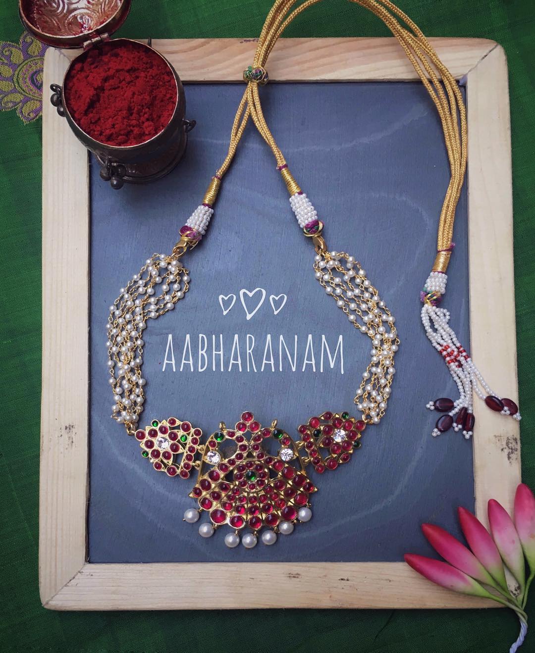 Exquisite Choker From Abharanam
