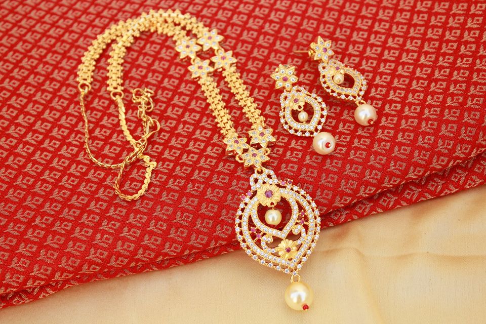 Pretty Imitation Necklace From Magha Store