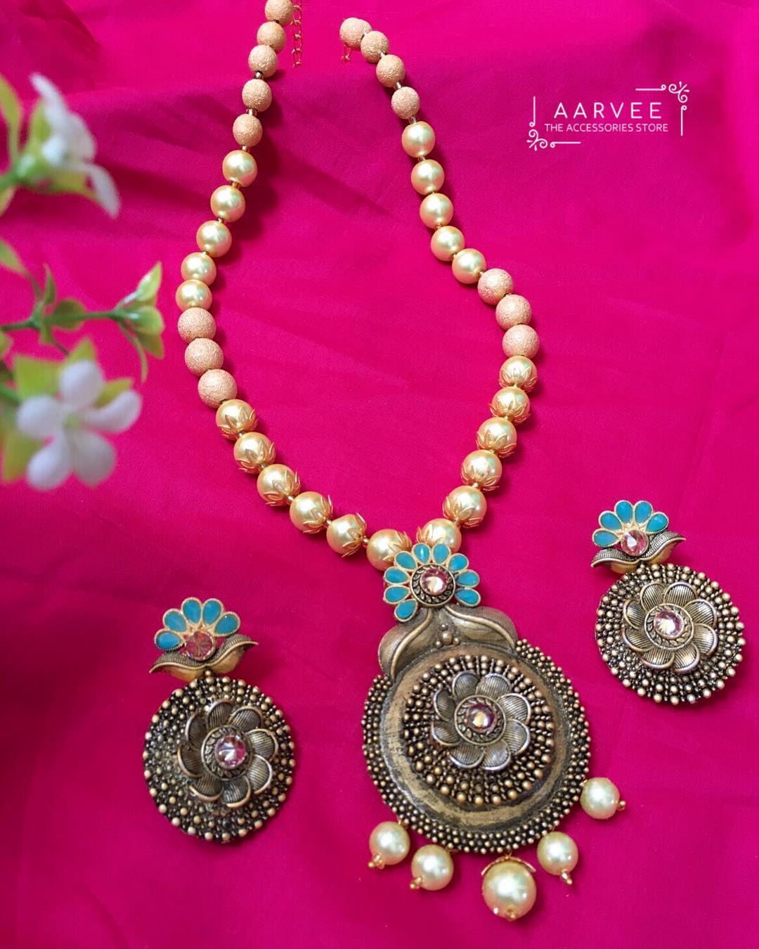 Pearl Neckset with Aqua colour Aarvee Chennai