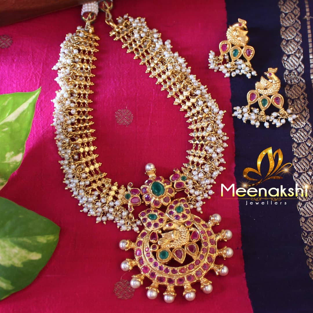 Classy Pearl Necklace Set From Meenakshi Jewellers