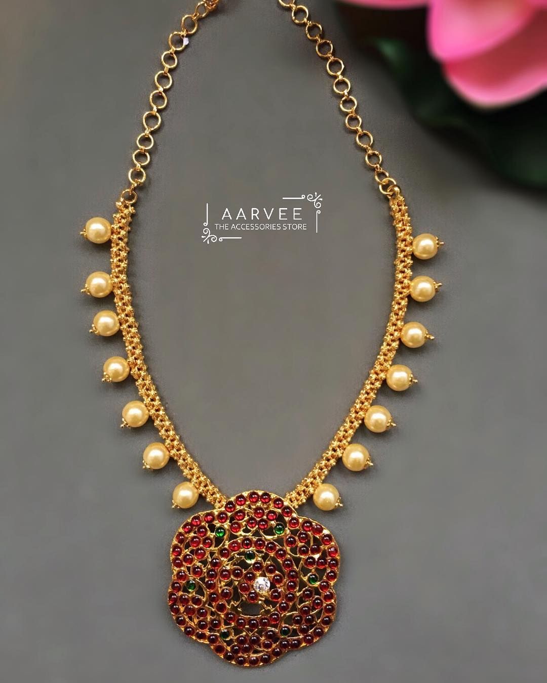 Simple Pearl chain with Kemp Flower Pendant From Aarvee Chennai