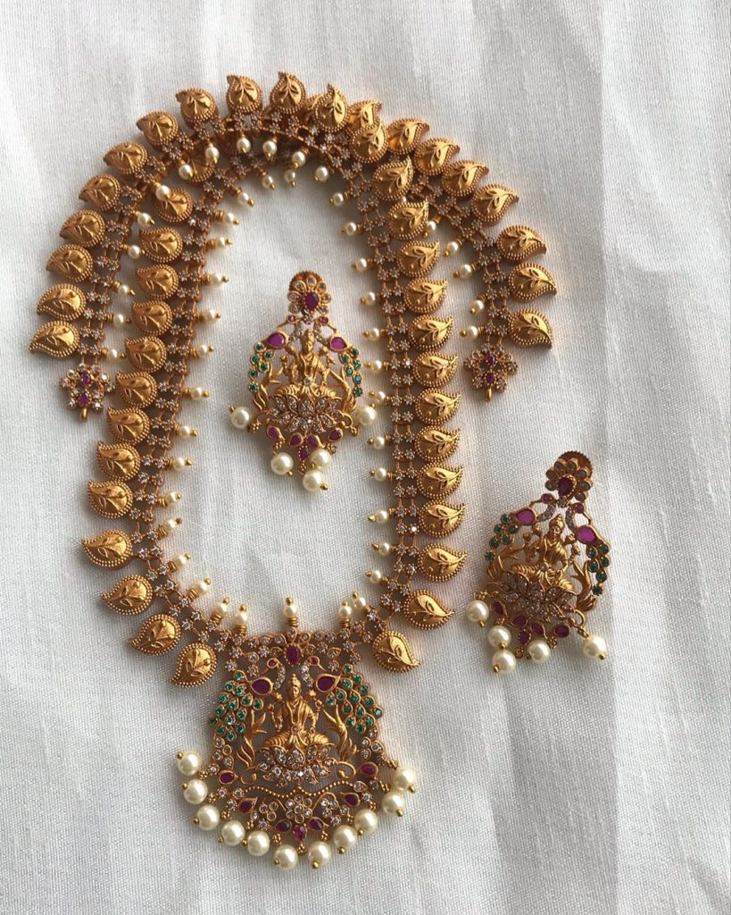 Grand Temple Necklace Set From Kirthi Fashions