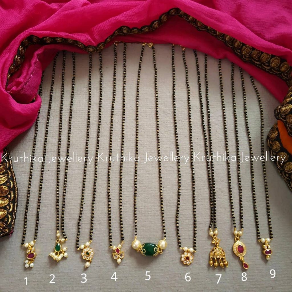 Simple Single Line Nallapoosalu From Kruthika Jewellery