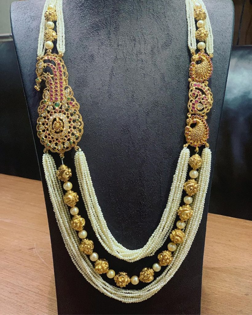 Elegance Gold Necklace From P Satyanararayan Sons