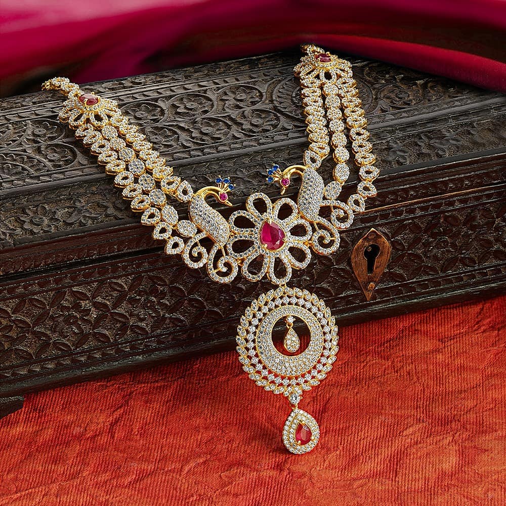 Delightful Gold Necklace From Kalyan Jewellers