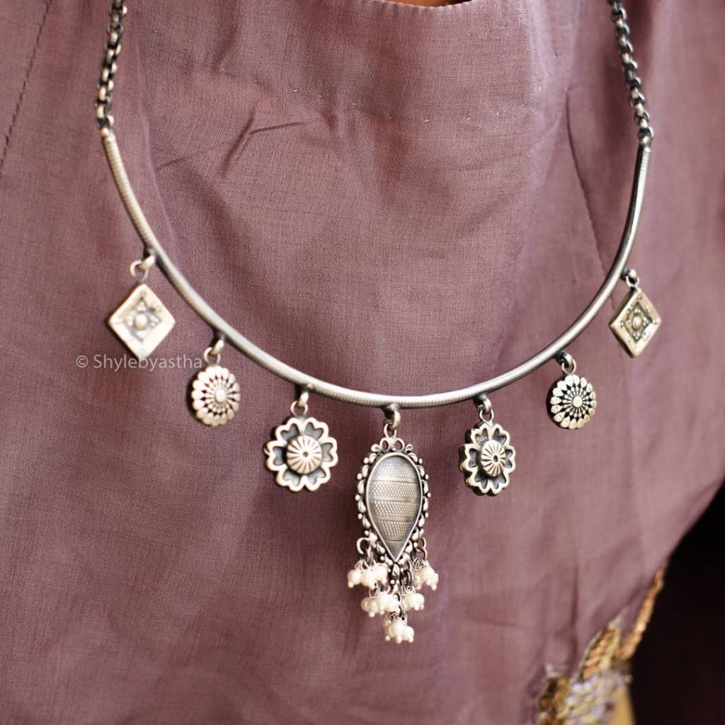 Delightful Silver Necklace From Shylebyastha
