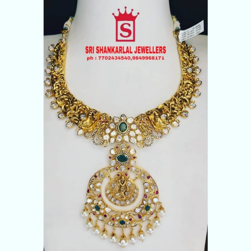 Delightful Gold Necklace From Sri Shankarlal Jewellers