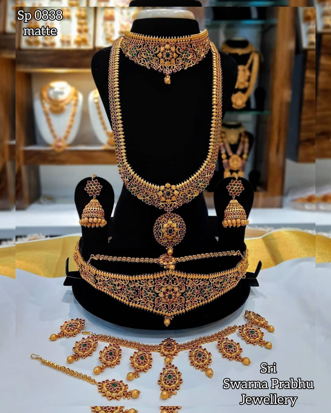 south-indian-traditional-bridal-jewellery-set