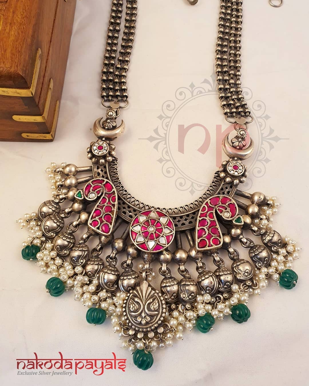 pure-silver-tribal-necklace-with-kundan-stones