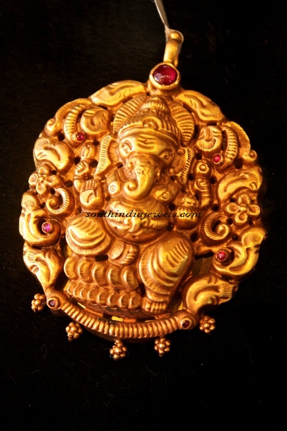 Temple Jewellery ganesh pendant