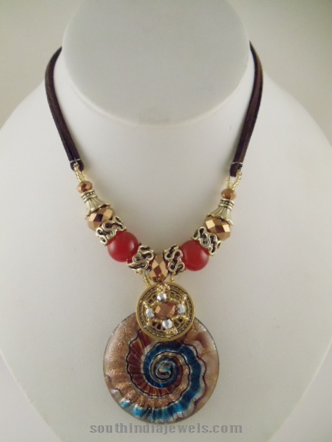Red glass pendant necklace