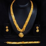 Traditional Indian Gold Bridal Sets