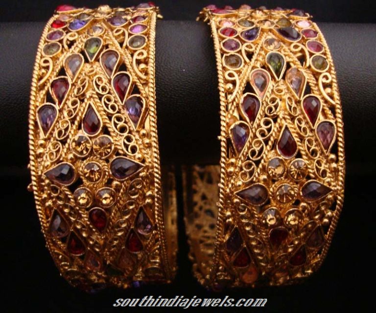 gold bangle images