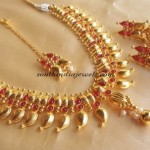 Gold plated Mango necklace