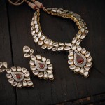 White polki necklace set