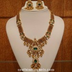 Gold Antique Emerald and Polki Studded Necklace