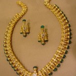 Gold Emerald Necklace With Studs