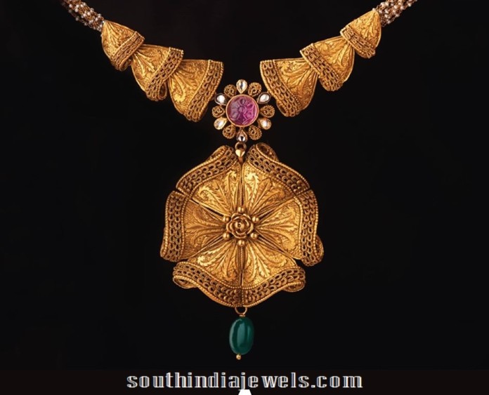 Trendy Gold Floral Necklace - South India Jewels