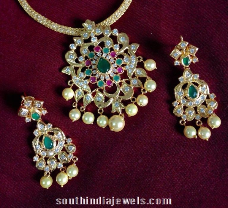 Imitation CZ emerald necklace set