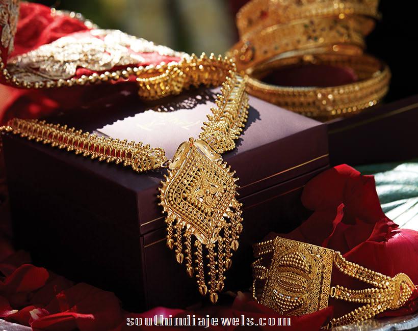 22 carat gold necklace latest model from Tanishq