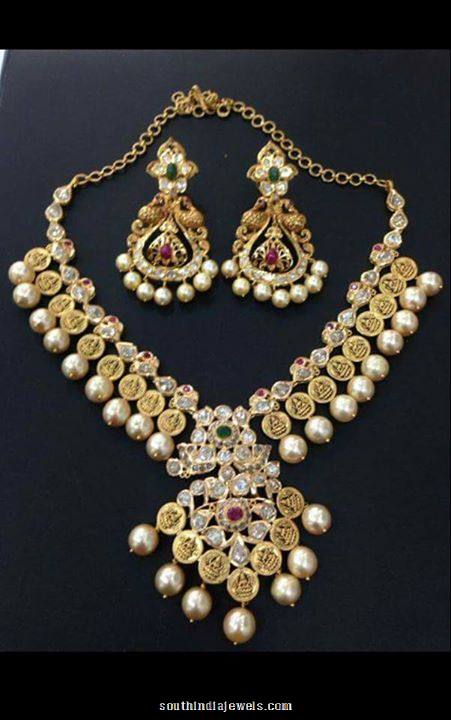 22K gold pearl necklace with earrings