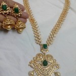 Artificial Emerald Stone Necklace Set