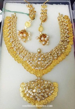 22 Carat Gold Kasumalai with Jhumka - South India Jewels