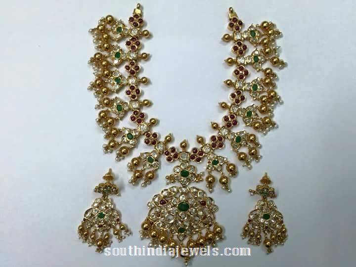 Gold Antique Stone Necklace Design
