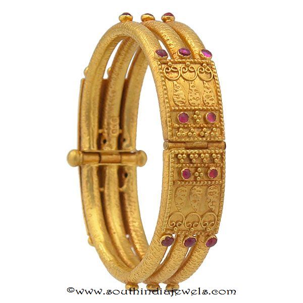 22k gold antique bangles from prince Jewellery